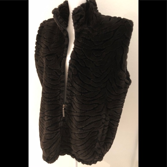 Faux Fur Plush Thigh Length Brown Zippered Vest - Picture 2 of 5